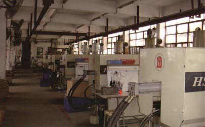 深圳龍崗新聯塑精密模具